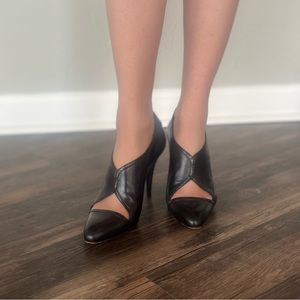 Oscar de la Renta Cut-Out Ankle Booties